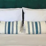 Mia Luxury ゴーレム