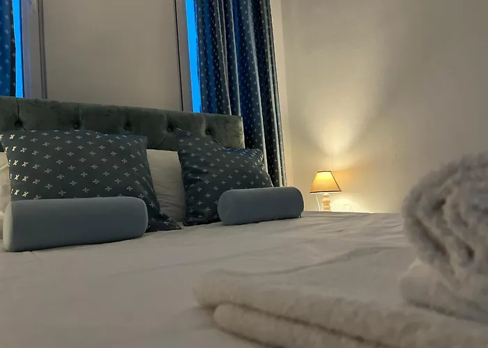 Mia Luxury * غوليم