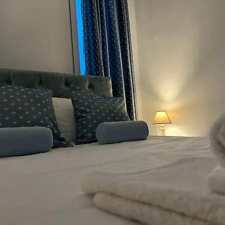 Mia Luxury * 골렘