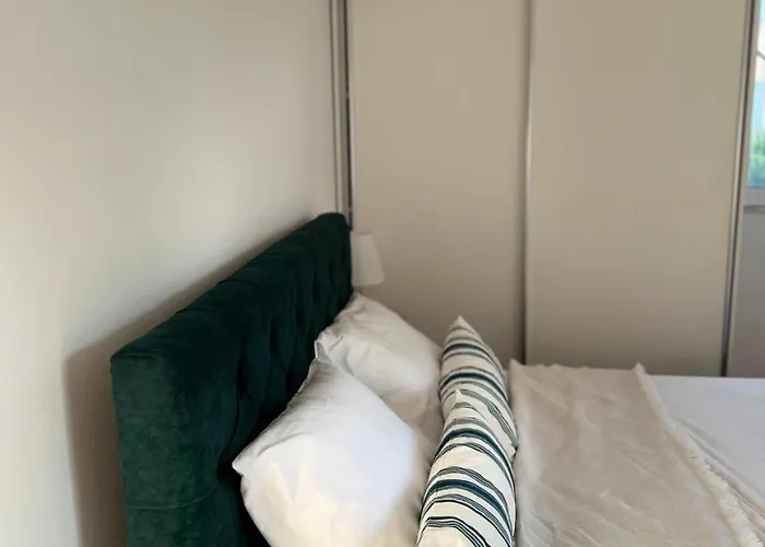 Mia Luxury